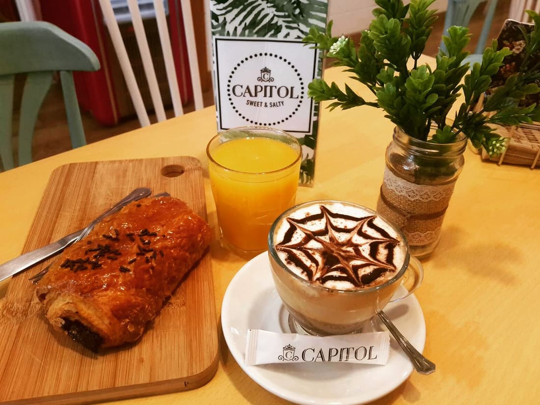 Platos de Capitol Coffee&Bar en Ferrol